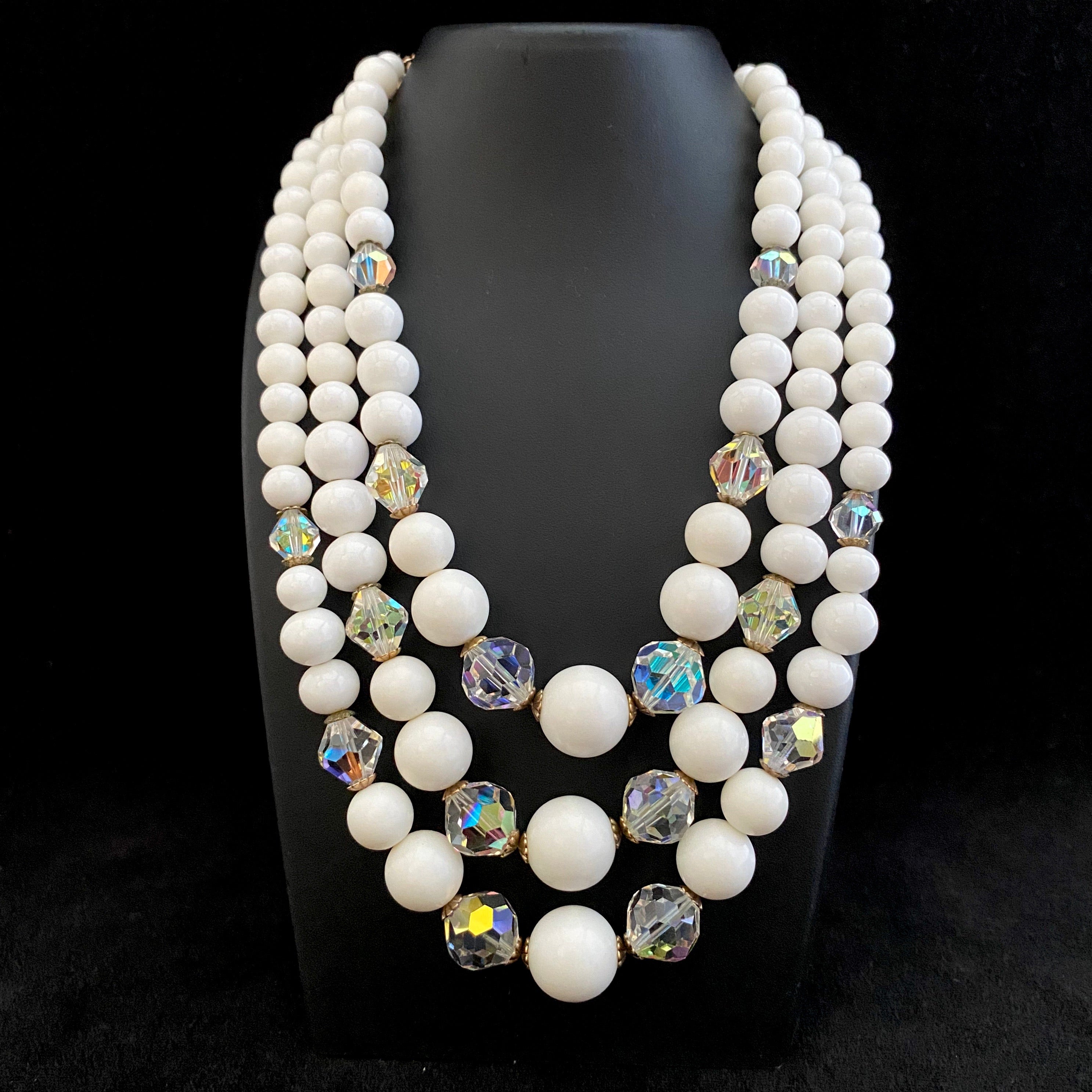 Lady's Elegant store White Gemstone and Glass Bead Necklace