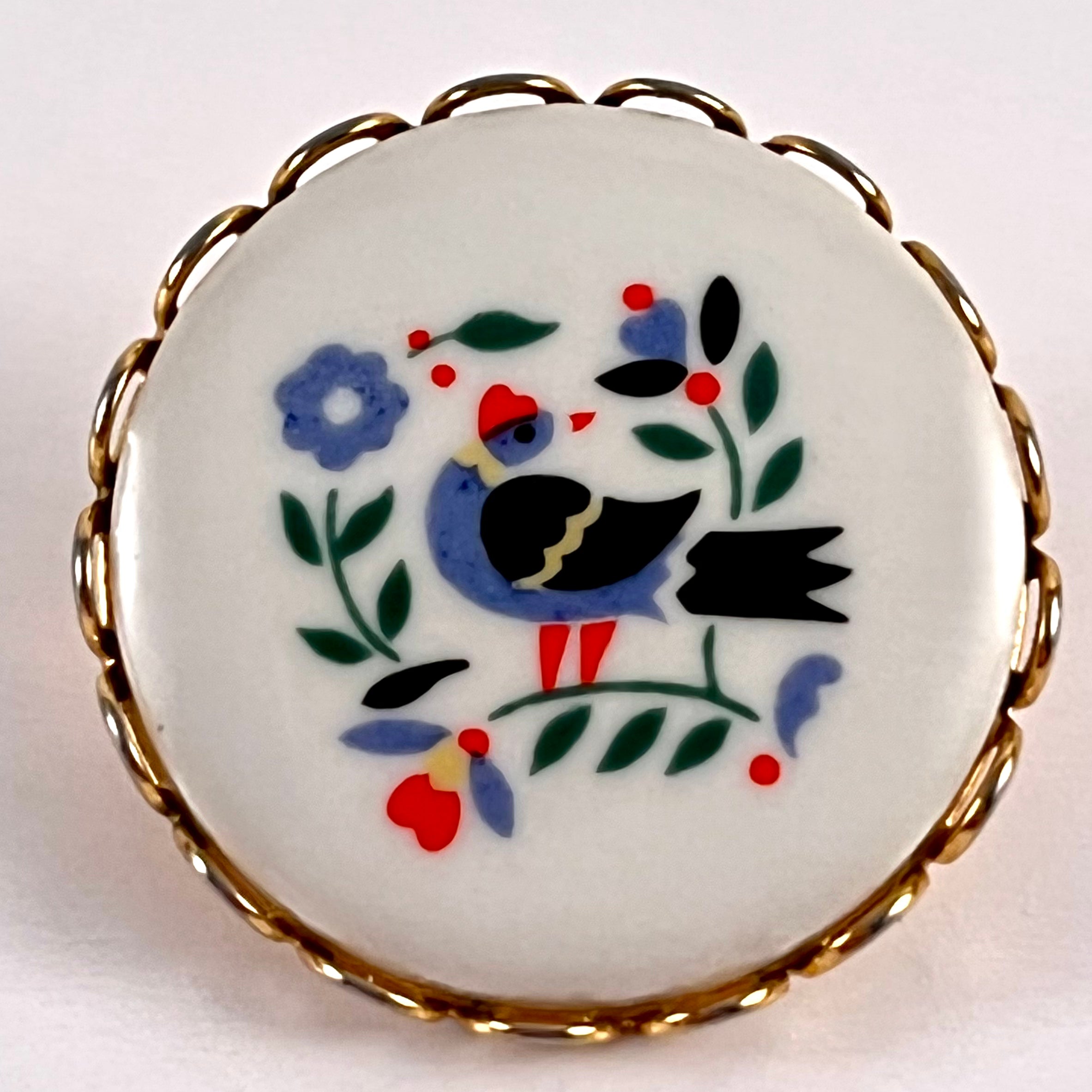 late-70s-early-80s-porcelain-bird-brooch-retro-kandy-vintage