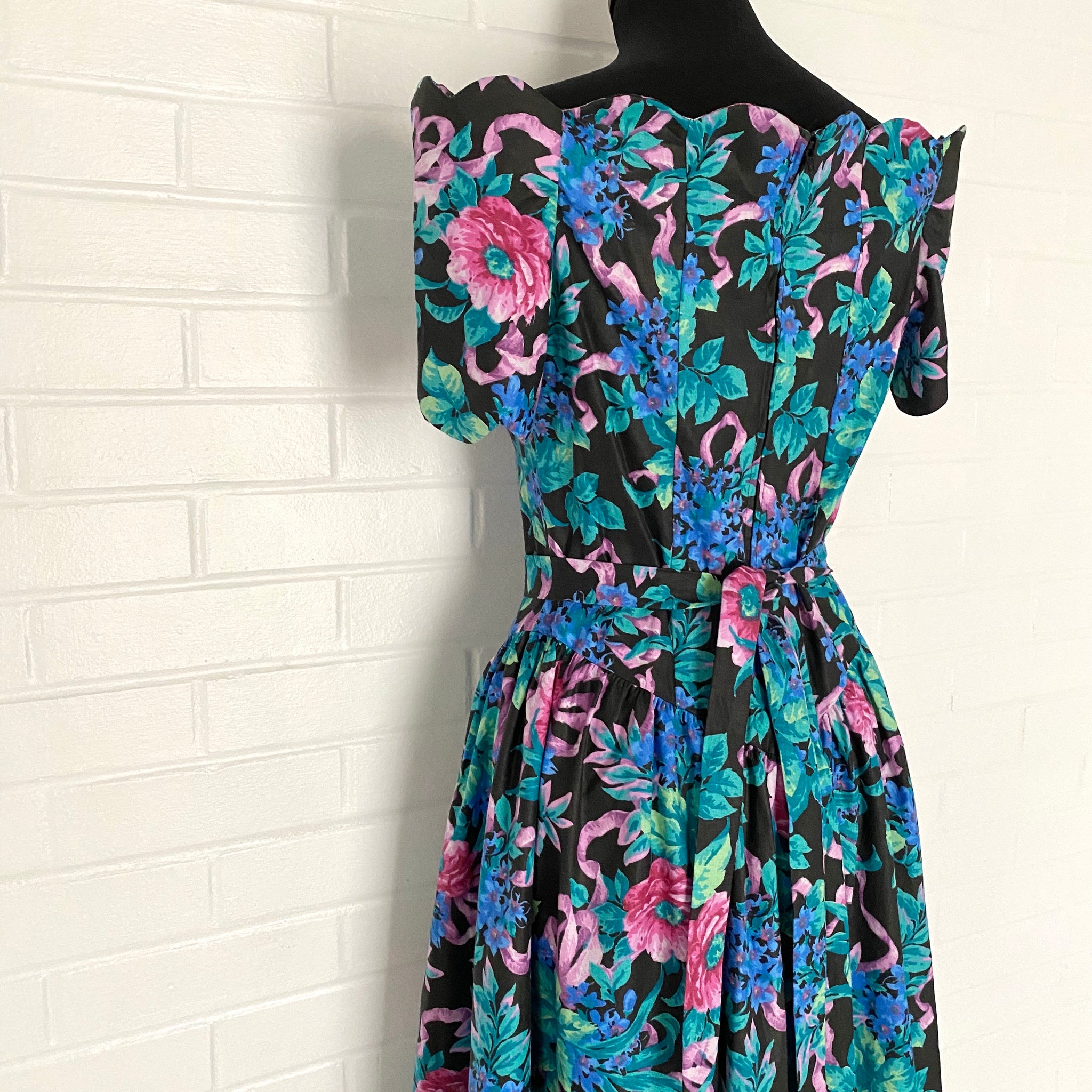 1980s Expo Flowered Party Dress – Retro Kandy Vintage