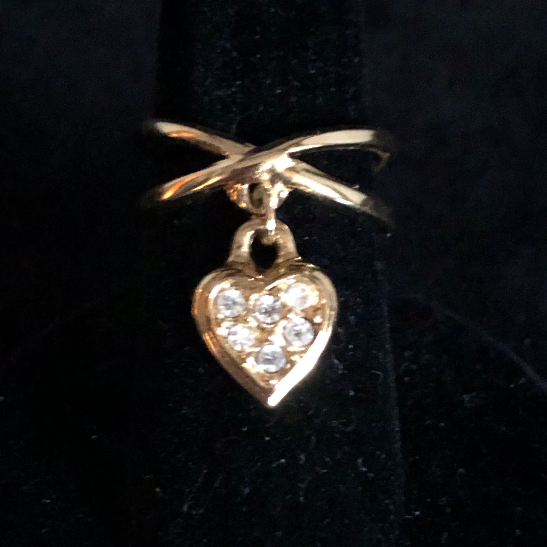 1993 Avon Dangling Heart Ring – Retro Kandy Vintage