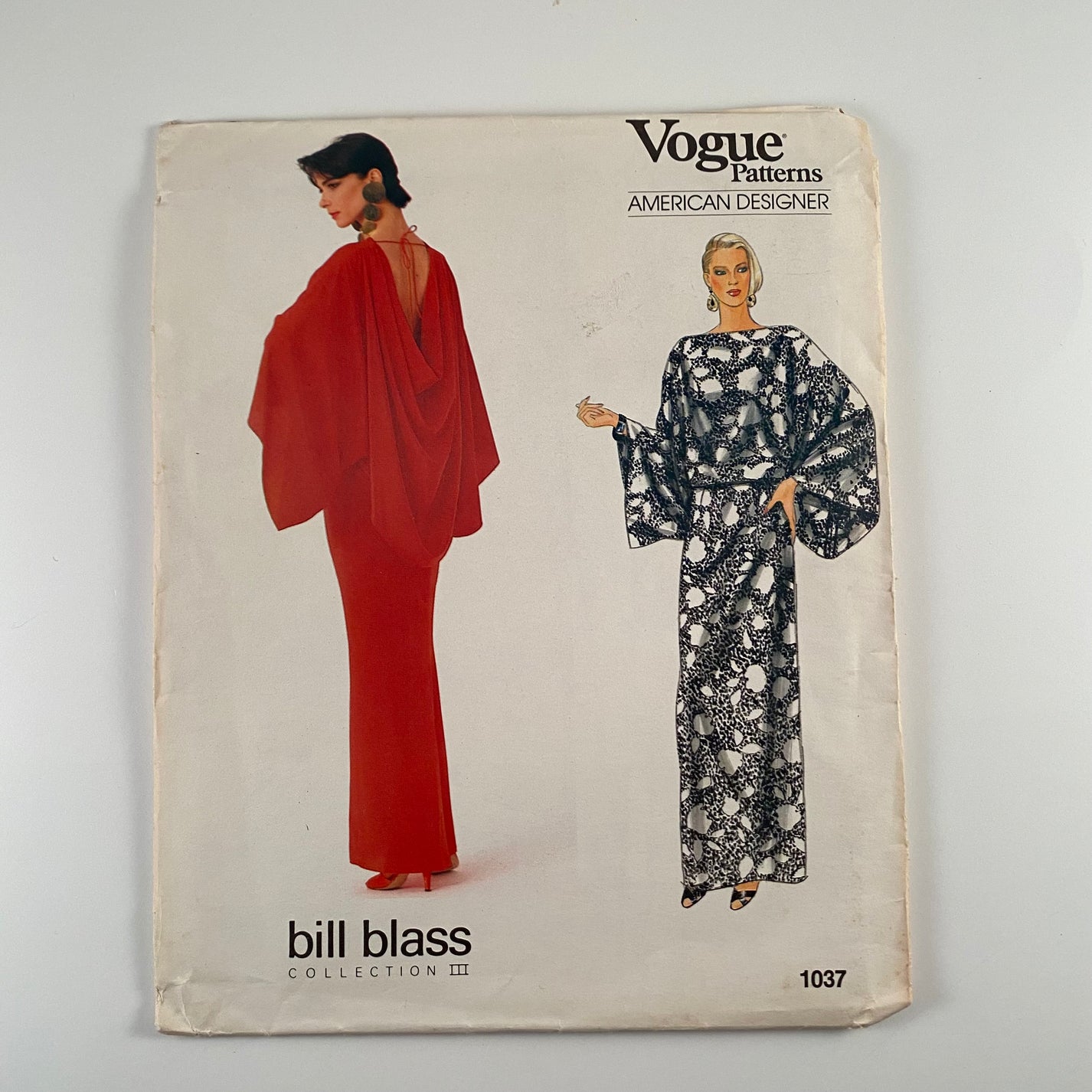 1980s Vogue Pattern 1037 American Designer Bill Blass Uncut Retro Kandy Vintage 1127