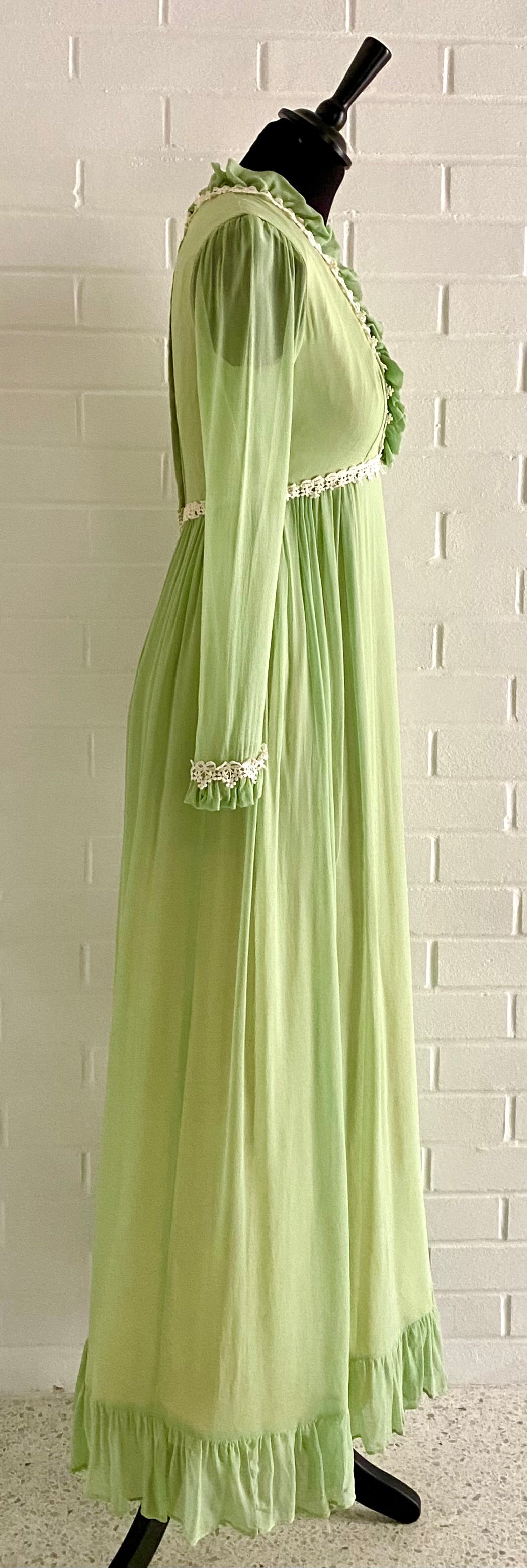 Light green hot sale vintage dress