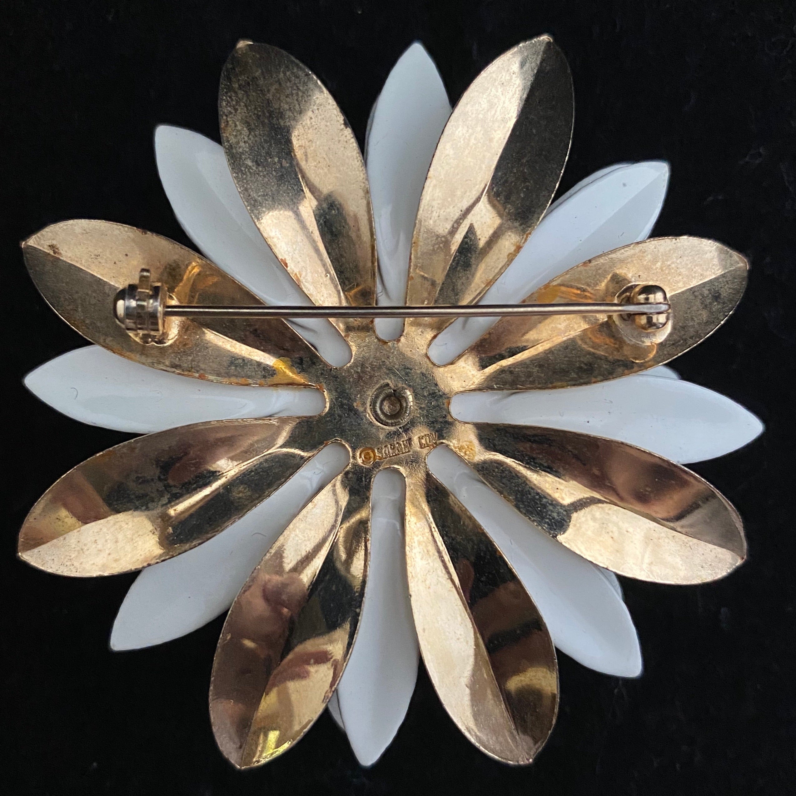 Sarah coventry flower on sale brooch